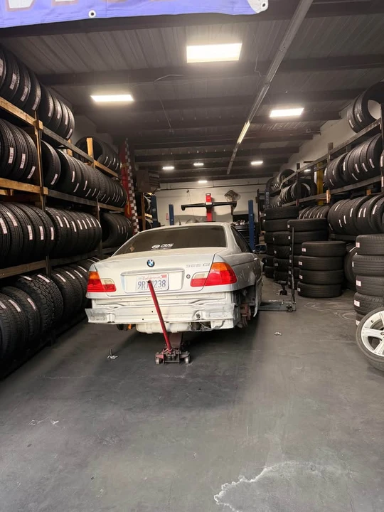 2000 BMW E46 3 Series - Image 2 of 2