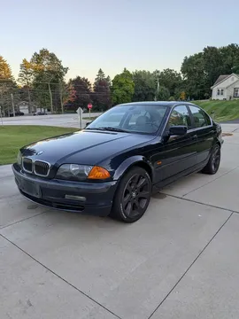2000 BMW 3 Series 328i Sedan