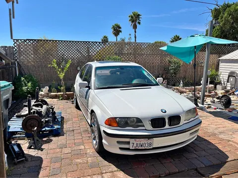 2000 BMW 3 Series 328i Sedan 4D