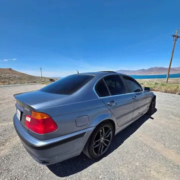 2000 BMW 3 Series 328i Sedan 4D