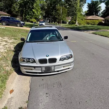 2000 BMW 3 Series 328i Sedan