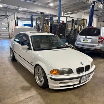 2000 BMW 3 Series 328i Sedan