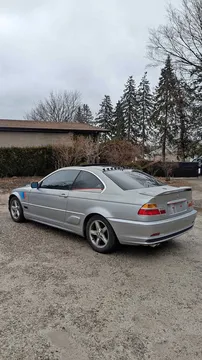 2000 BMW 325i