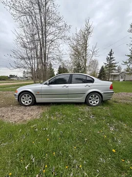2000 BMW 3 Series 323i Sedan