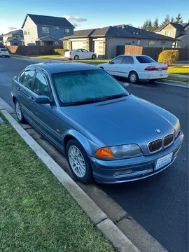 2000 BMW 3 Series 328i Sedan