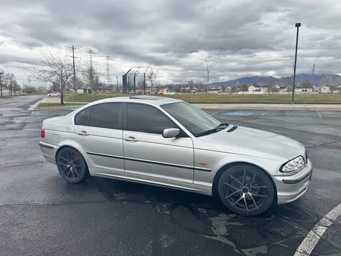 2000 BMW 328i Sedan