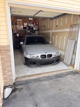 2000 BMW 328i Sedan