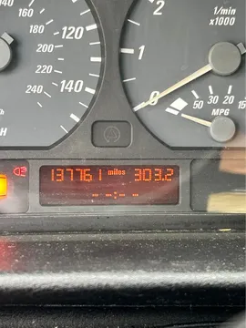 2000 BMW 323ci