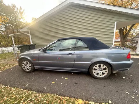 2000 BMW 323ci