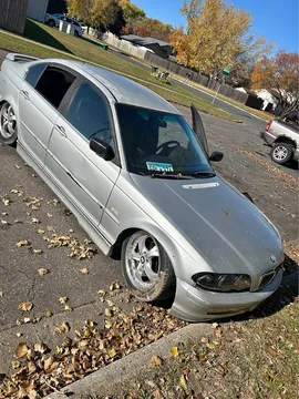 2000 BMW 323i