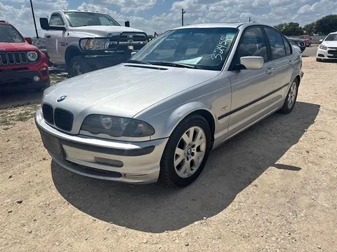 2000 BMW 323i