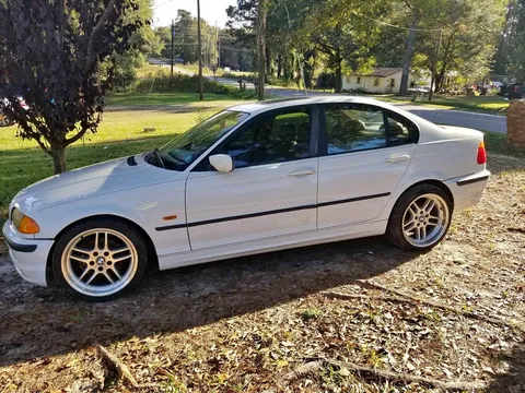 2000 BMW 323i