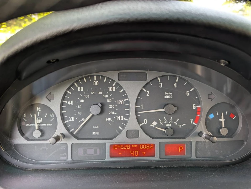 2000 BMW E46 3 Series - Image 9 of 17