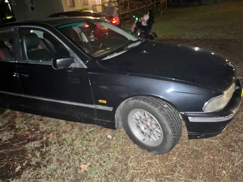 2000 BMW 328i e46