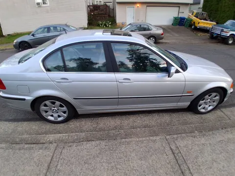 2000 BMW 328i