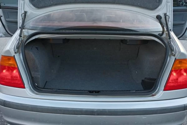 2000 BMW E46 3 Series - Image 10 of 14