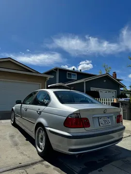 2000 BMW 328i