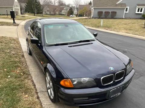 2000 BMW 328i