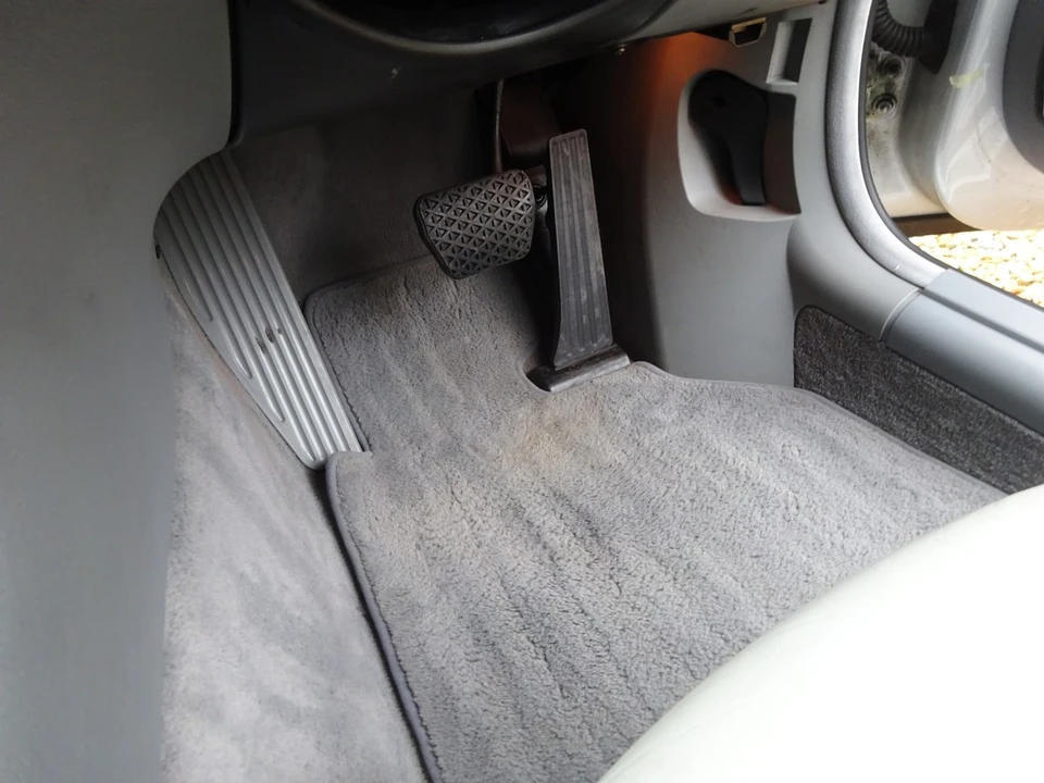 2000 BMW E46 330i & 330Ci - Image 23 of 30