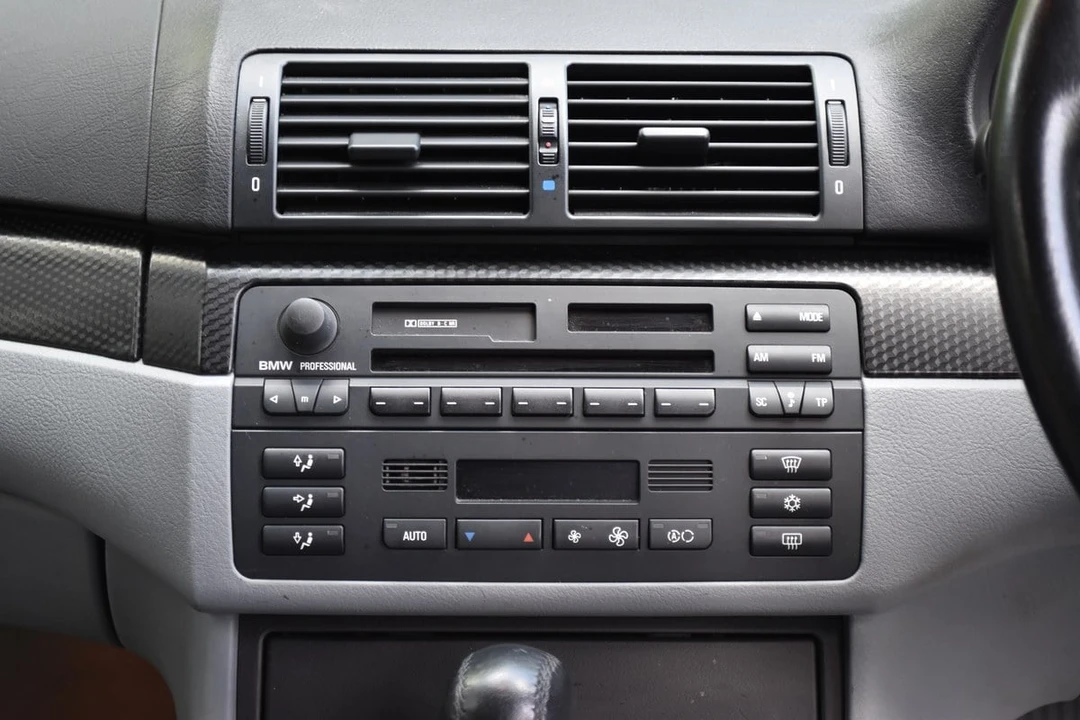 2000 BMW E46 330i & 330Ci - Image 25 of 30