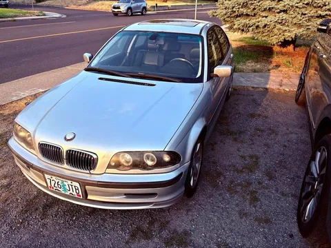 2000 BMW 4 Series 323i