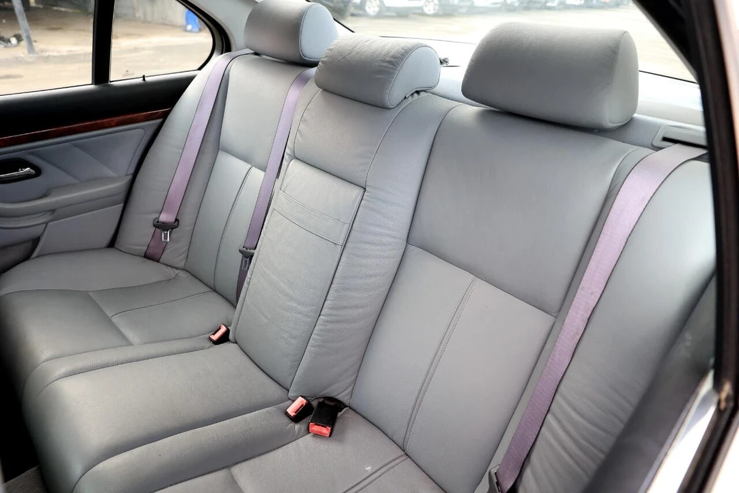 2000 BMW E39 5 Series - Image 10 of 21