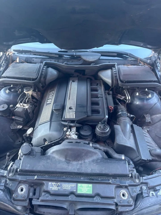 2000 BMW E39 5 Series - Image 2 of 3