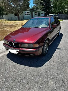 2000 BMW 5 Series 528i Sedan