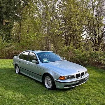 2000 BMW 5 Series 528i