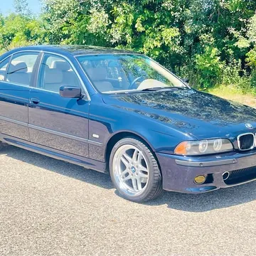 2000 BMW 5 Series 528i Sedan 4D