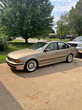 2000 BMW 5 Series 528i Sedan 4D