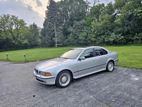 2000 BMW 5 Series 528i Sedan 4D