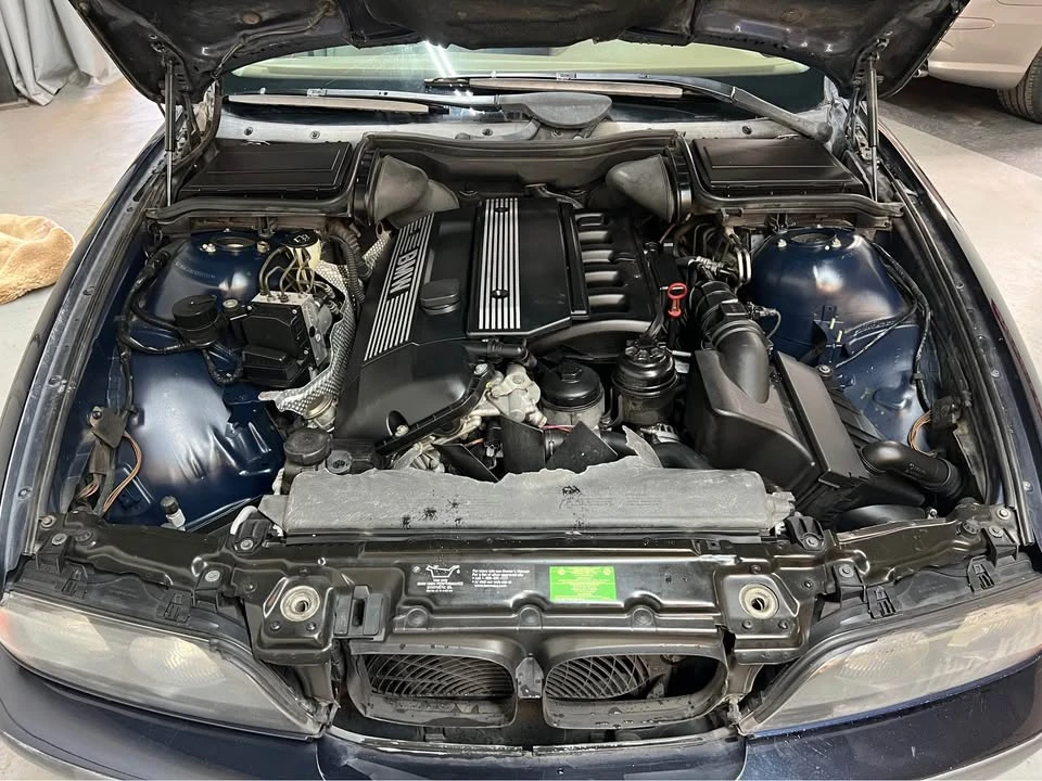 2000 BMW E39 5 Series - Image 8 of 12