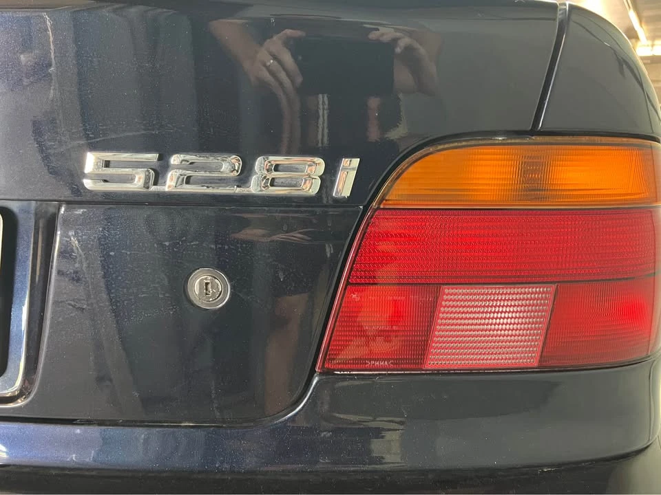 2000 BMW E39 5 Series - Image 11 of 12