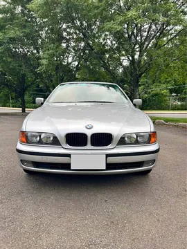 2000 BMW 5 Series 528i Sedan 4D