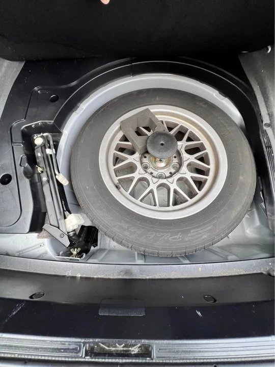 2000 BMW E39 5 Series - Image 5 of 20