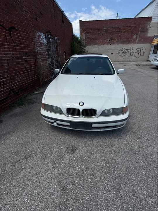 2000 BMW E39 5 Series - Image 2 of 9