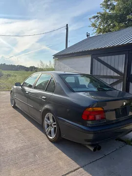 2000 BMW 5 Series 528i Sedan