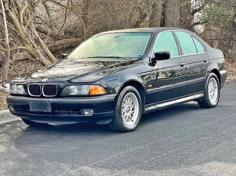 2000 BMW 5 Series 528i Sedan 4D