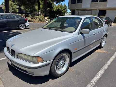 2000 BMW 5 Series 528i Sedan 4D