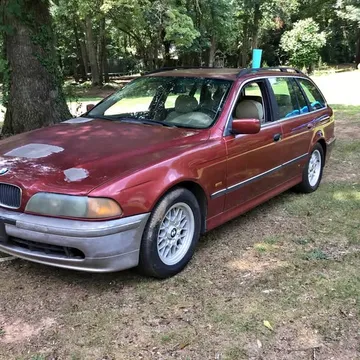 2000 BMW 528iT Wagon