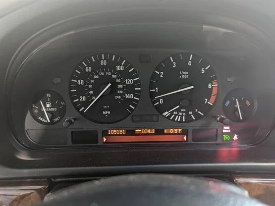 2000 BMW E39 540i - Image 10 of 12