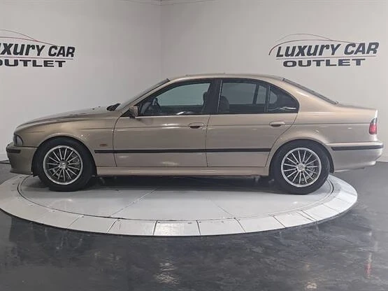 2000 BMW E39 540i - Image 5 of 12