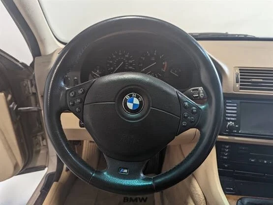 2000 BMW E39 540i - Image 9 of 12