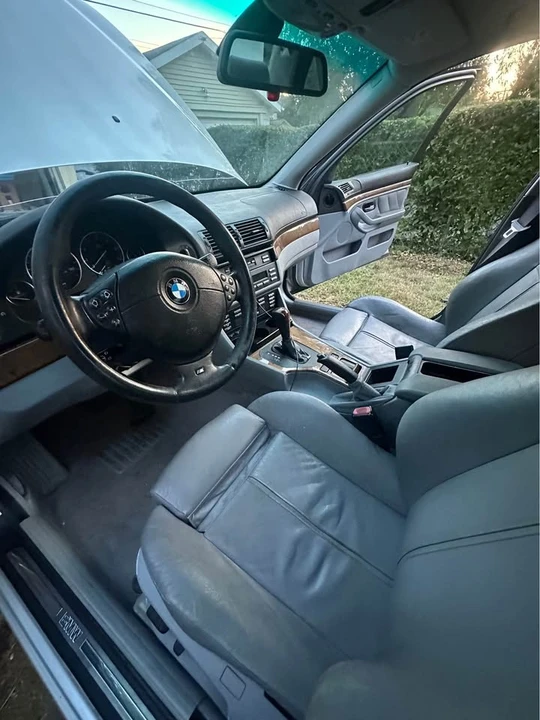 2000 BMW E39 540i - Image 7 of 11