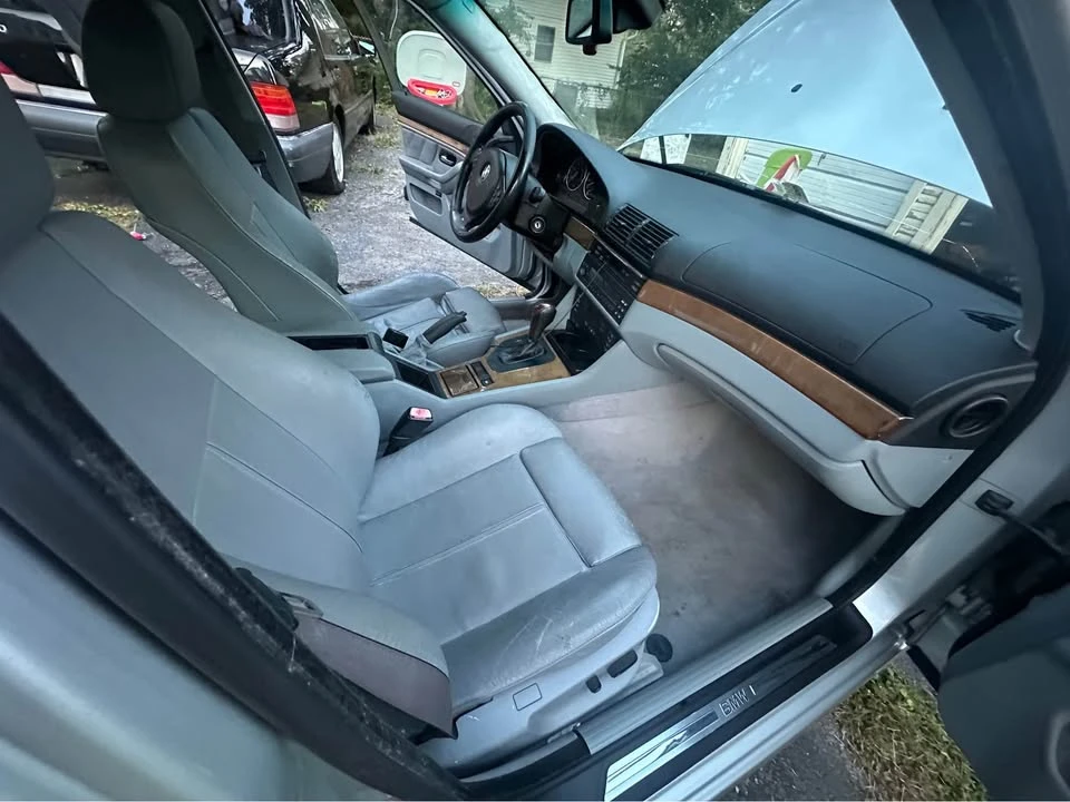 2000 BMW E39 540i - Image 8 of 11