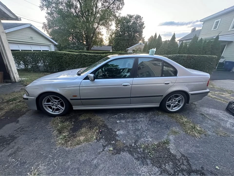 2000 BMW E39 540i - Image 2 of 11