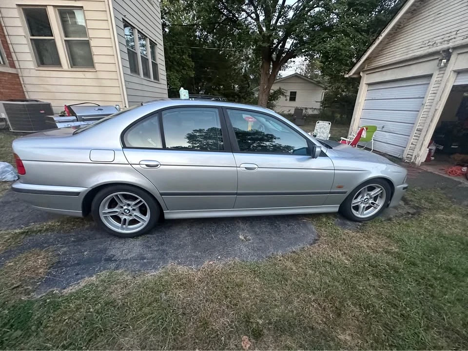 2000 BMW E39 540i - Image 4 of 11