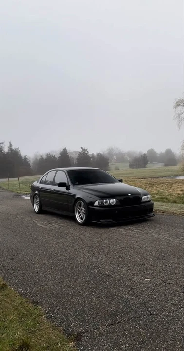 2000 BMW E39 540i - Image 13 of 13
