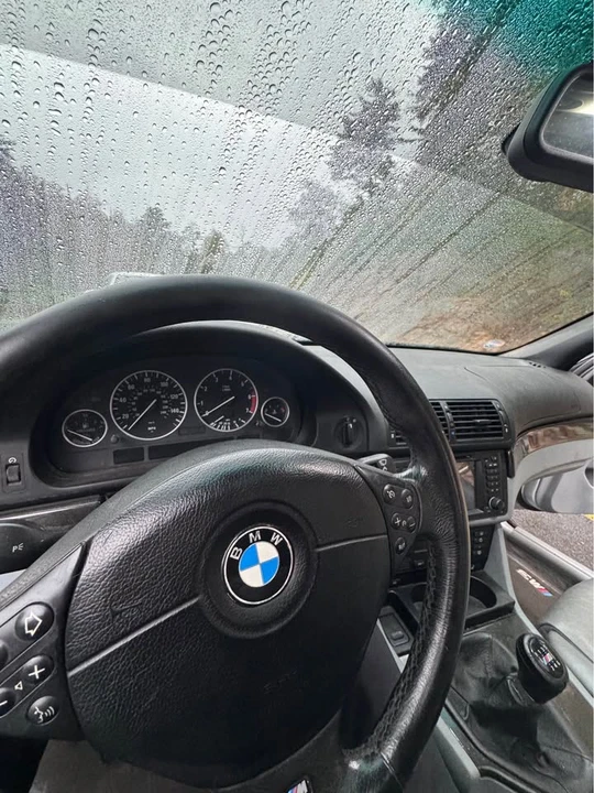 2000 BMW E39 540i - Image 10 of 13